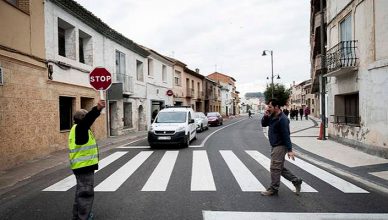 reflective safety vest mandatory in France