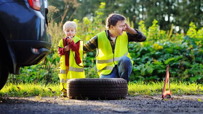 Safety equipments that you must have in your car