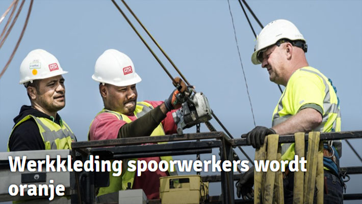 Workwear-track-workers
